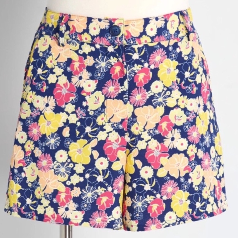 NWT Modcloth The Spring of Things High-Waist Floral Shorts